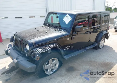 2014 Jeep Wrangler Unlimited Sport z USA, uszkodzony, nr VIN 1C4BJWDG4EL276994